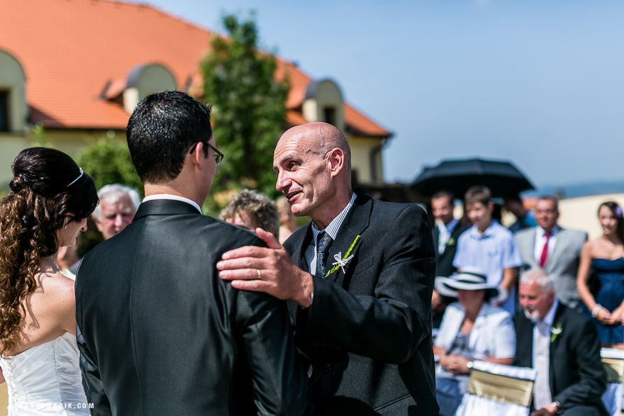 svatební obřad ve Vinařství u Kapličky
