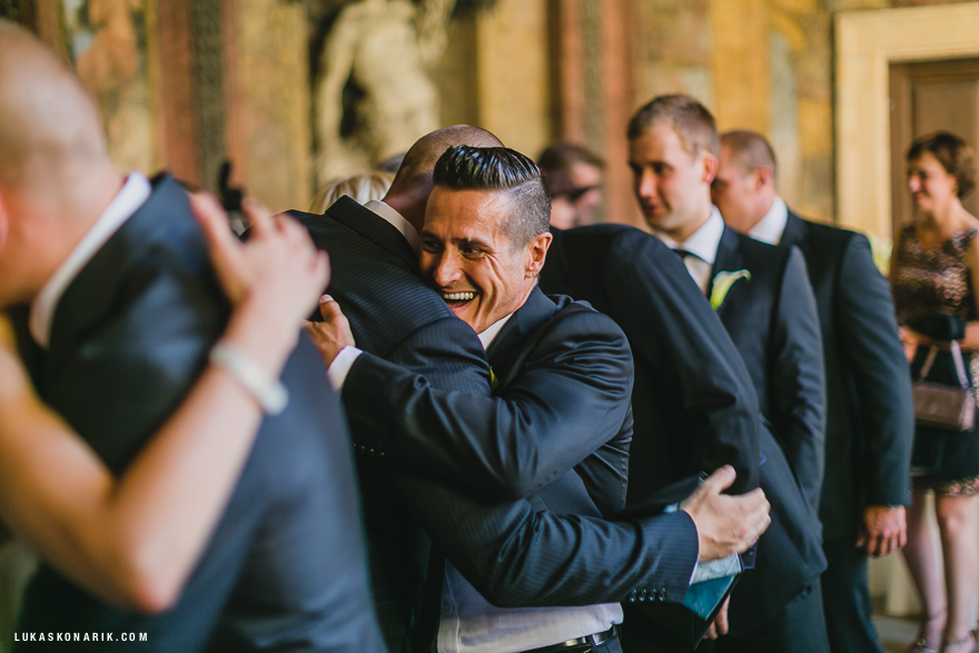 svatební fotografie emocí na svatbě