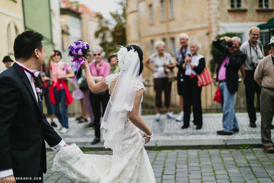 svatba v Praze u Kampy