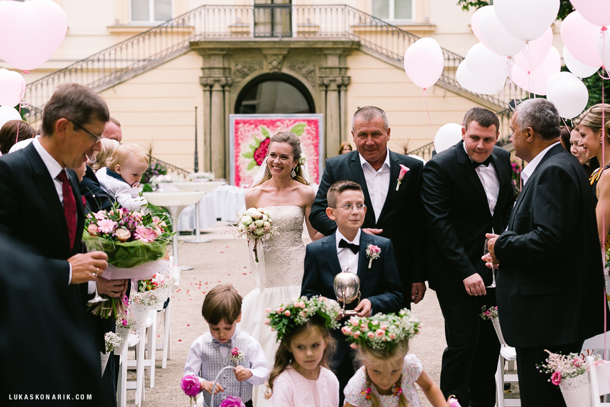 svatební fotografie v hotelu Kempinski